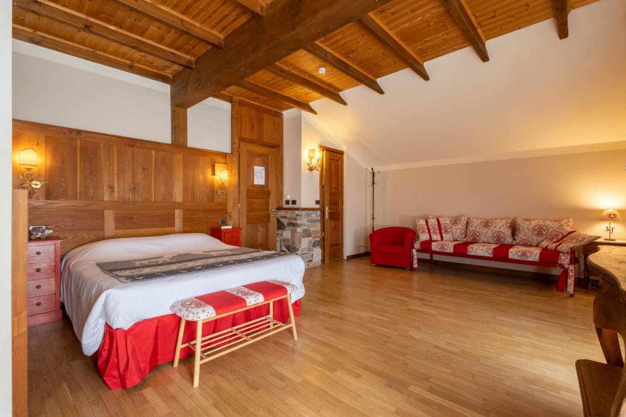 Alpine Forest Hotel Champoluc Luaran gambar