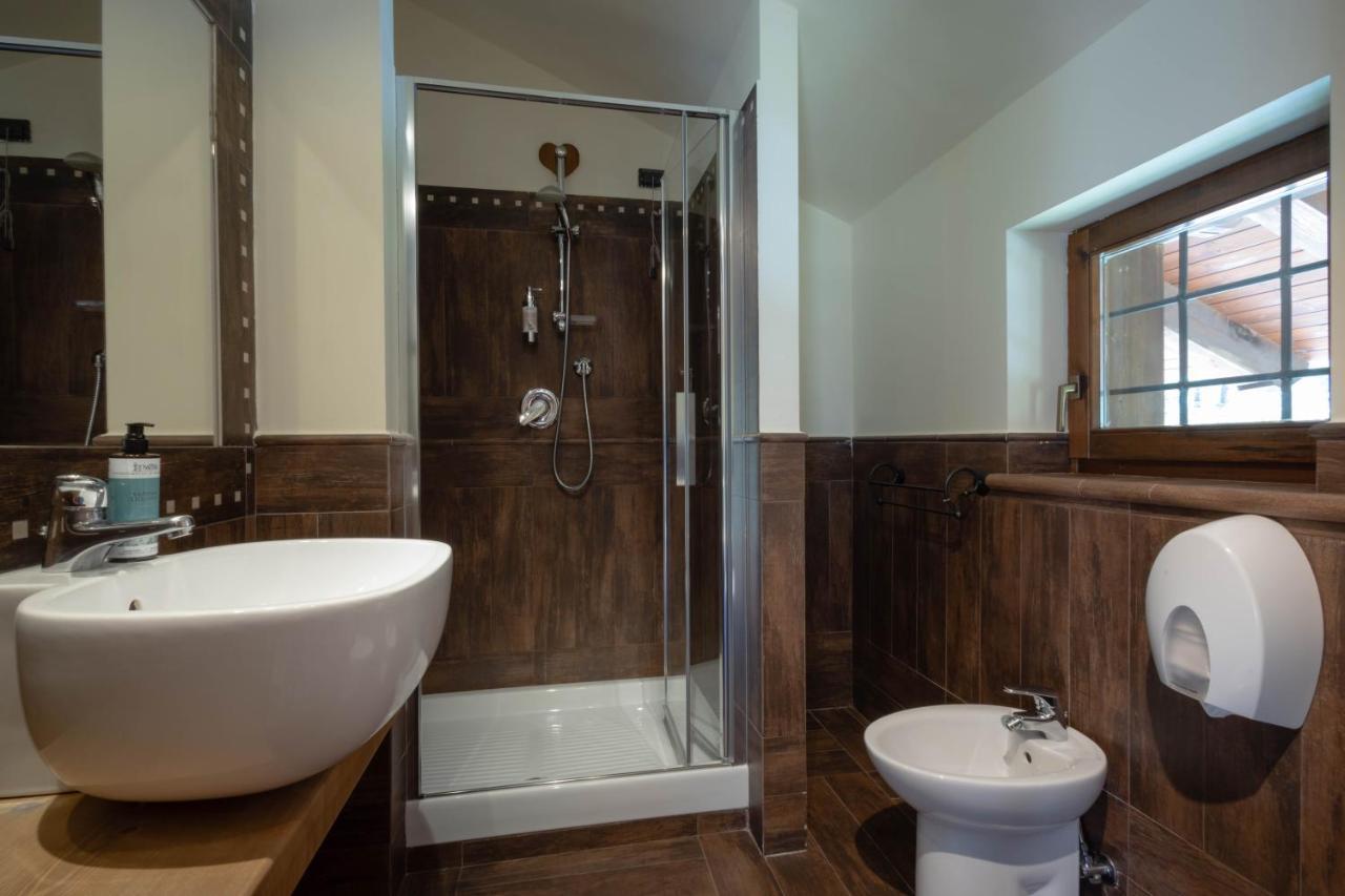 Alpine Forest Hotel Champoluc Luaran gambar