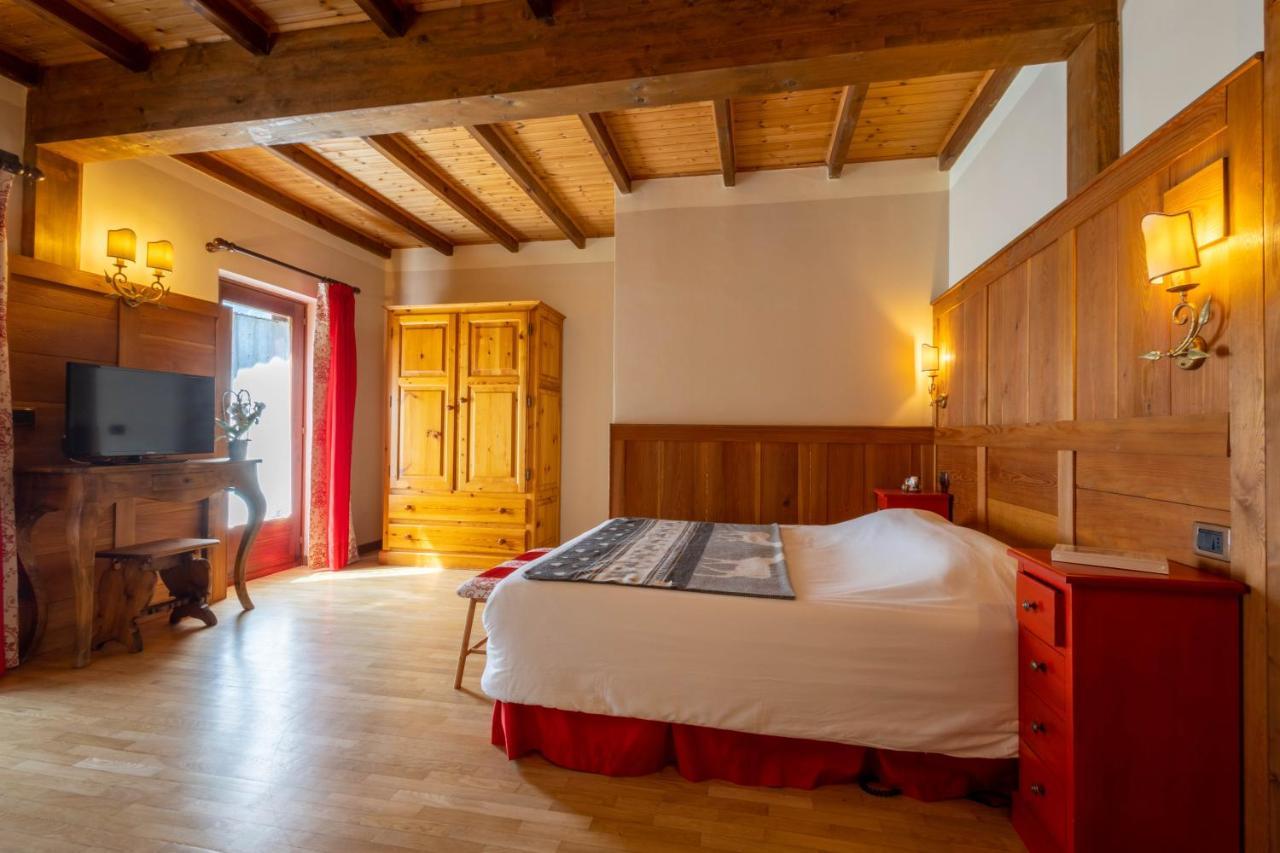 Alpine Forest Hotel Champoluc Luaran gambar