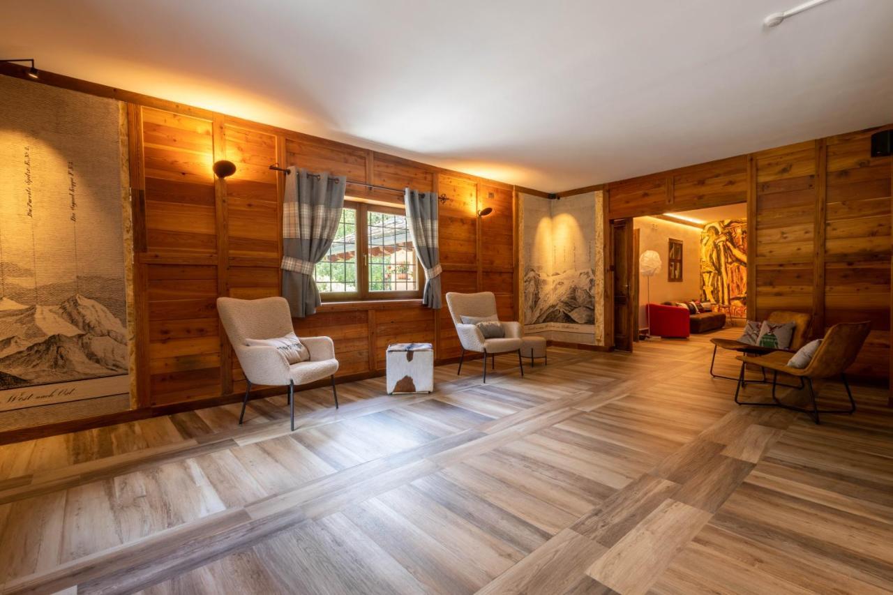 Alpine Forest Hotel Champoluc Luaran gambar