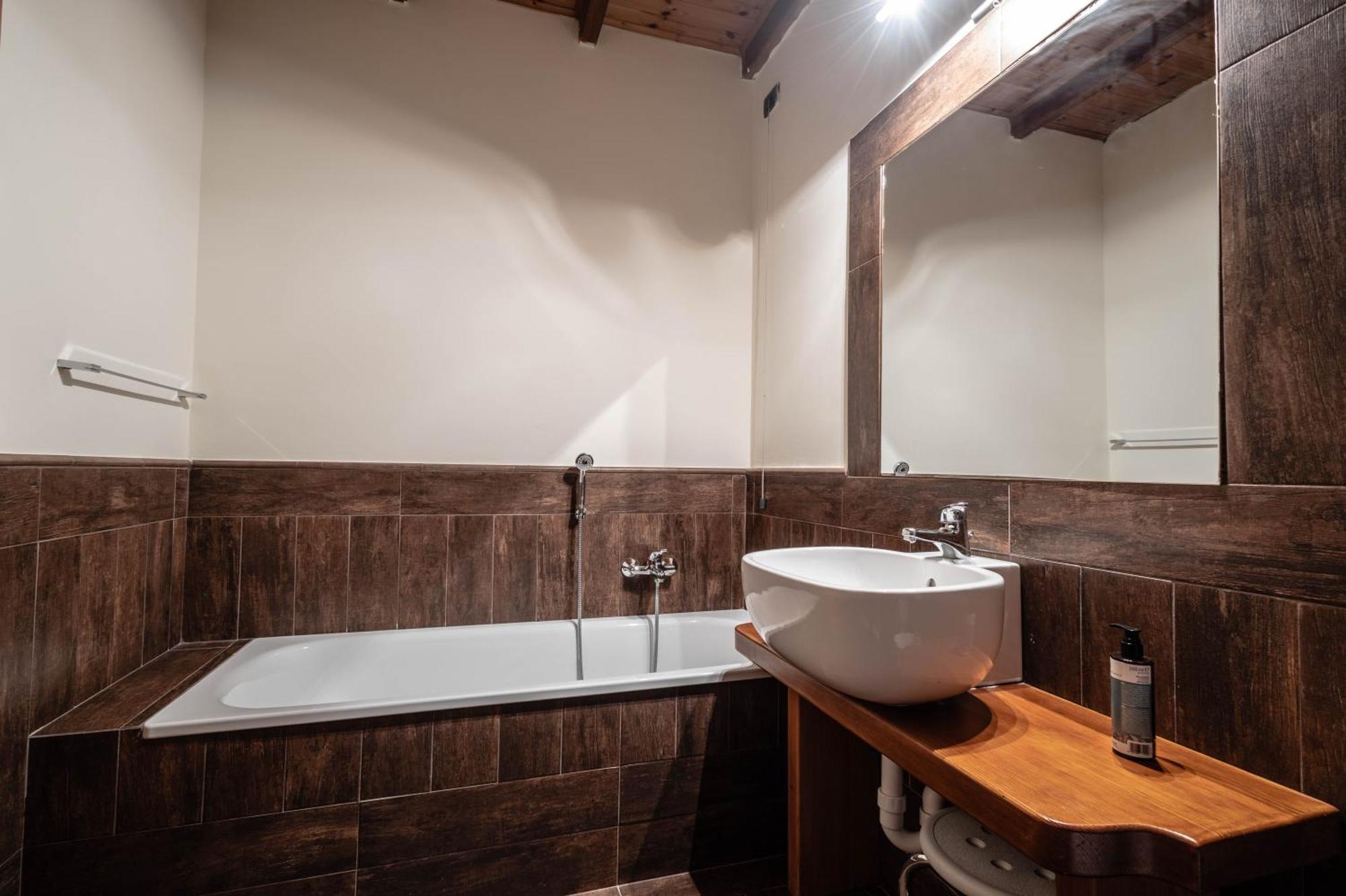 Alpine Forest Hotel Champoluc Luaran gambar
