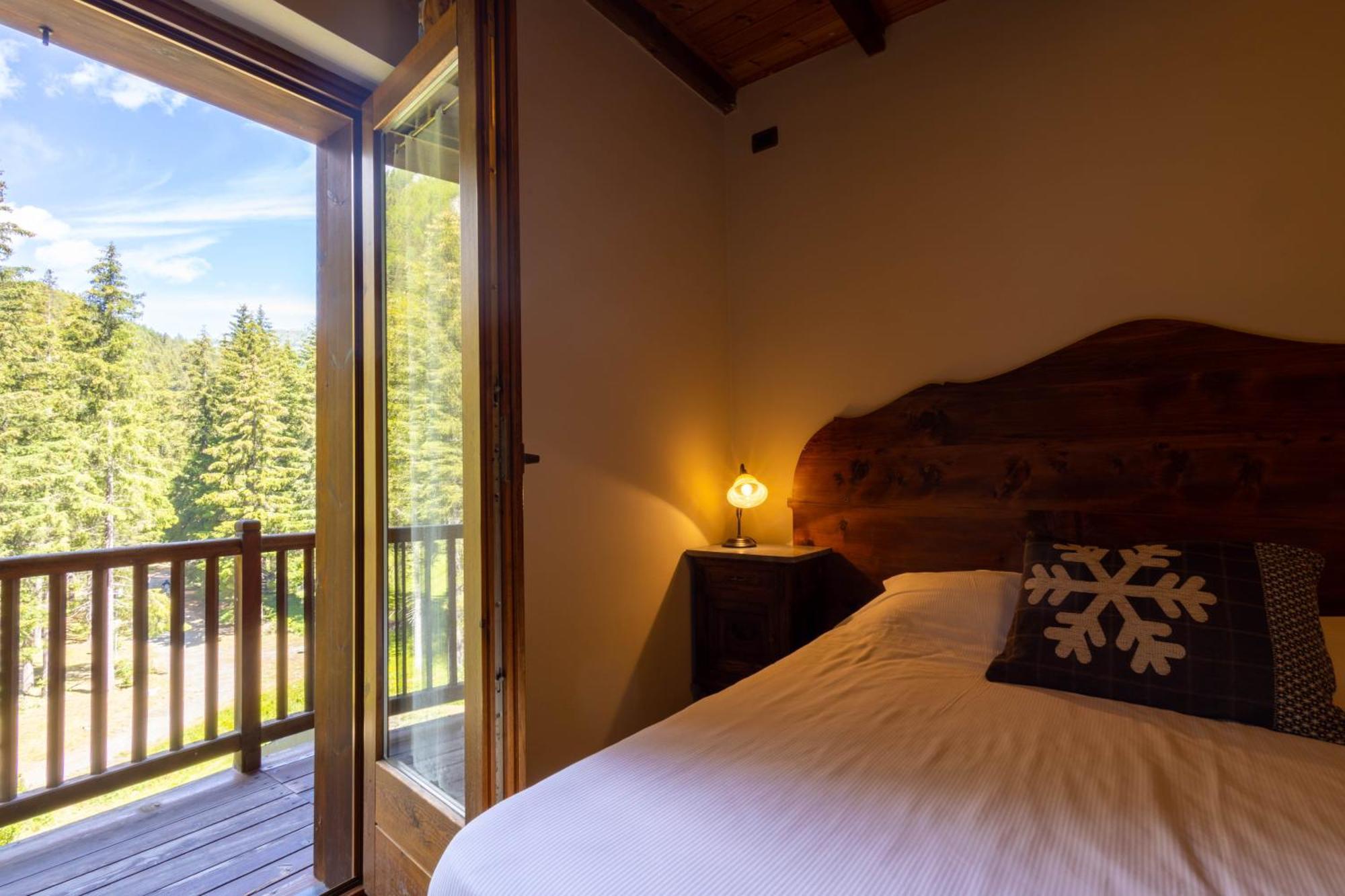 Alpine Forest Hotel Champoluc Luaran gambar