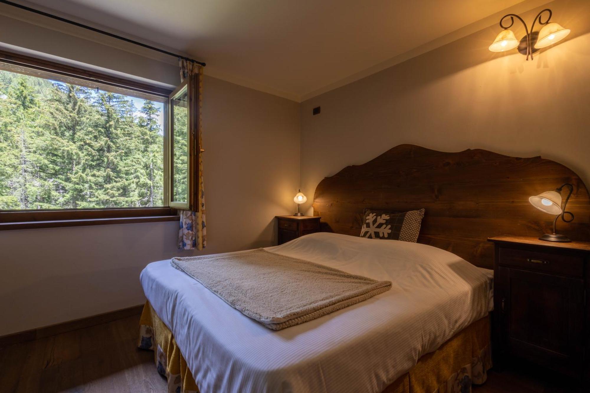 Alpine Forest Hotel Champoluc Luaran gambar
